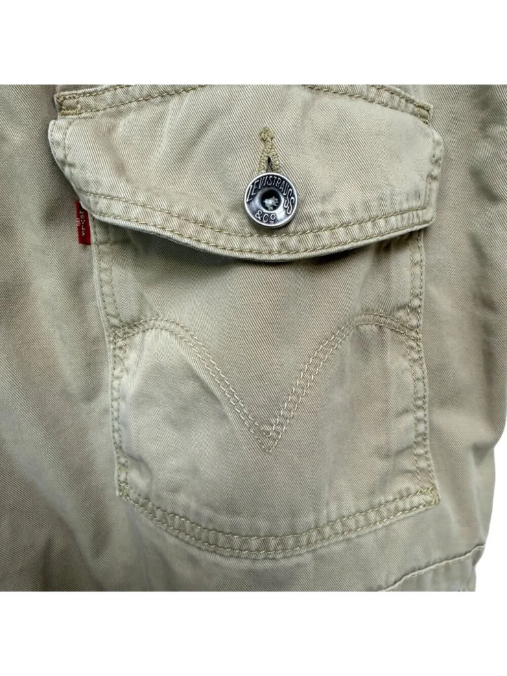 Levi's Mens Cargo Shorts Sz 34 Khaki Tan Utility Pockets Hiking Workwear Casual